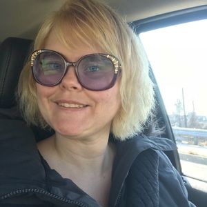Meet your Posher, Sheri